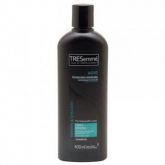 TRESemmé liso e sedoso shampoo